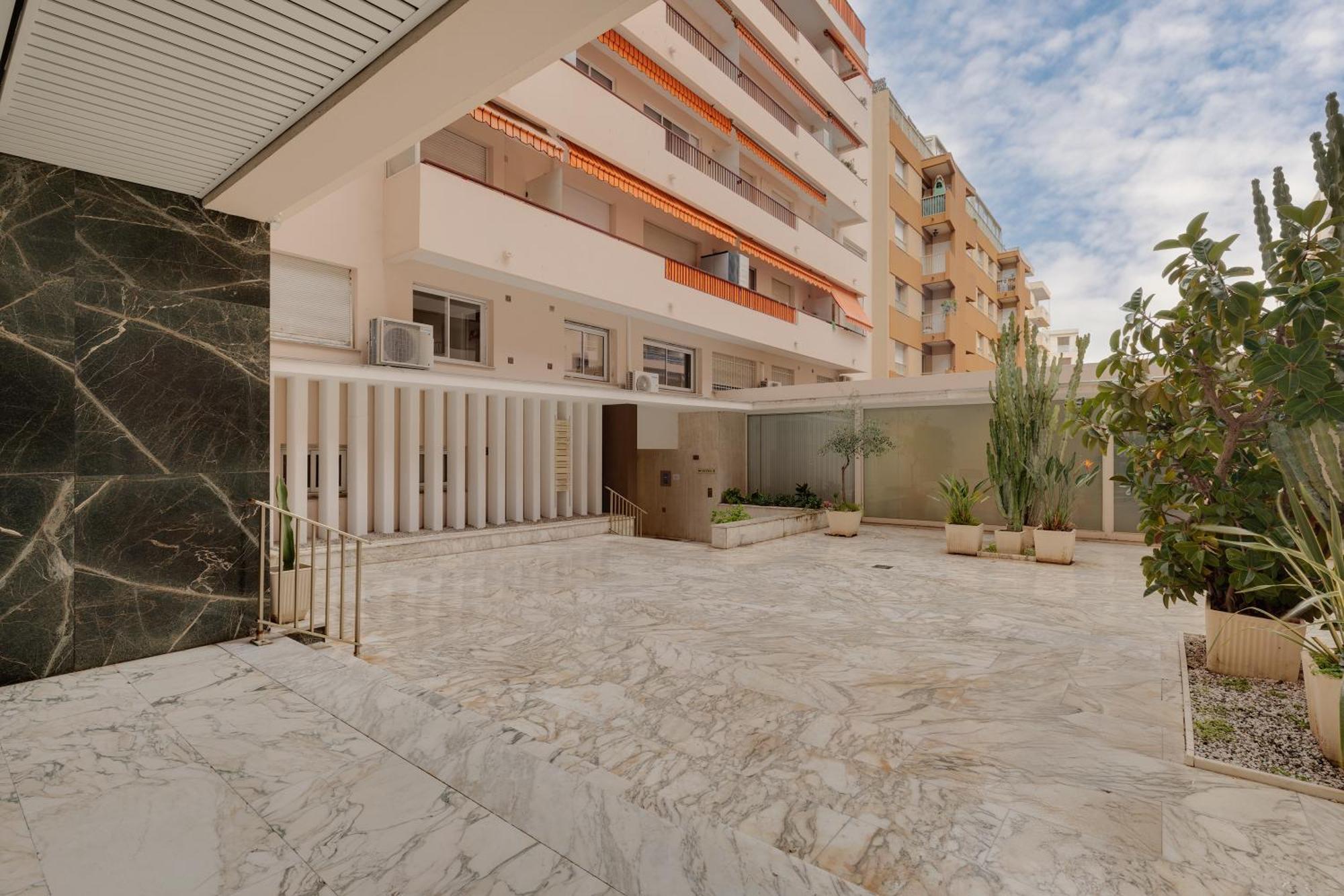 Newly Renovated Charming Downtown Apartment Antibes Exteriér fotografie